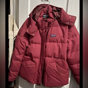 Patagonia Women's Burgundy Puffer Jacket